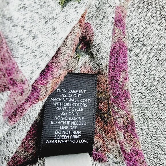 Torrid Super Soft Plus Tunic Top Plus Size 4X Gray Floral 3/4 Sleeve Stretch - Picture 4 of 4